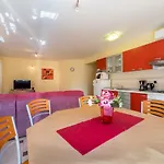 Tanja Apartment *