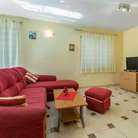 Apartman Tanja *