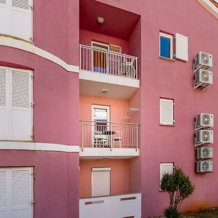 Tanja Apartamento Baška